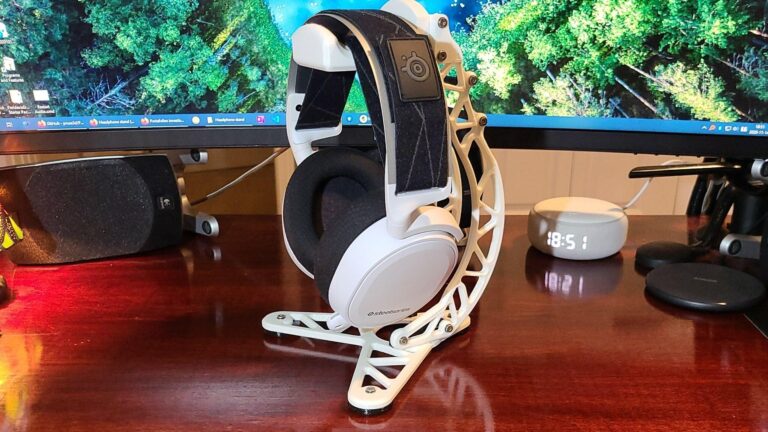 3Dプリンターでつくったヘッドホンスタンド